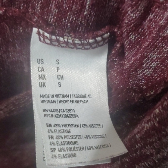 American Eagle Hoodie Size S SMALL Y2k Women's Purple Zip-Up Hoodie - Picture 5 of 6